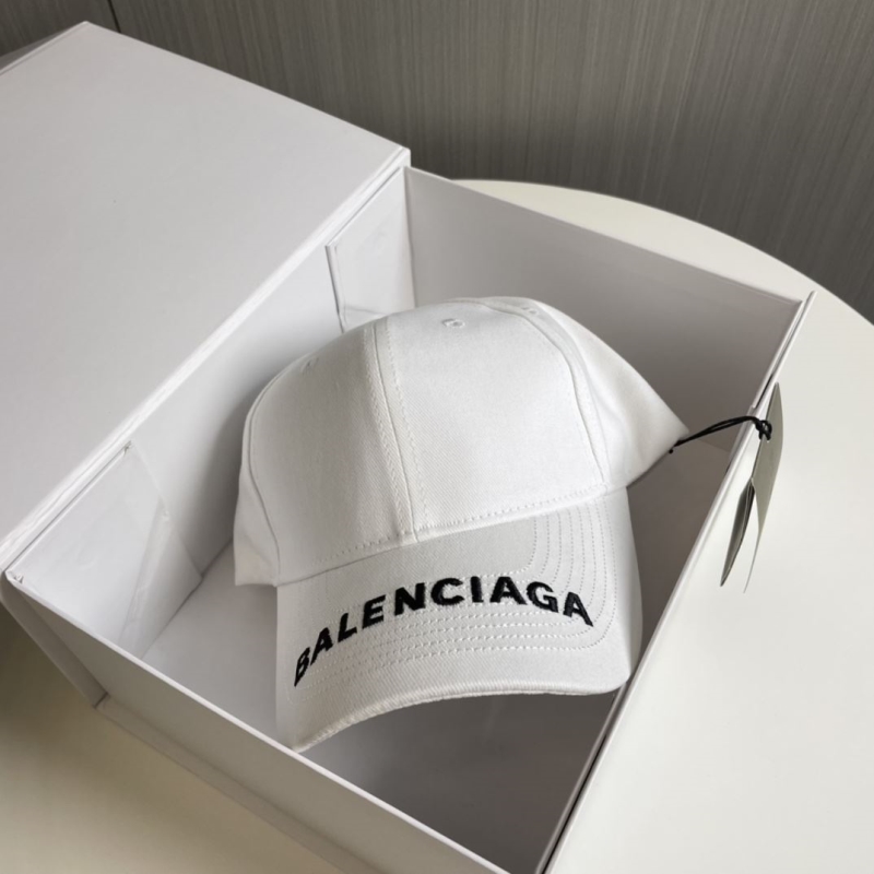 BALENCIAGA